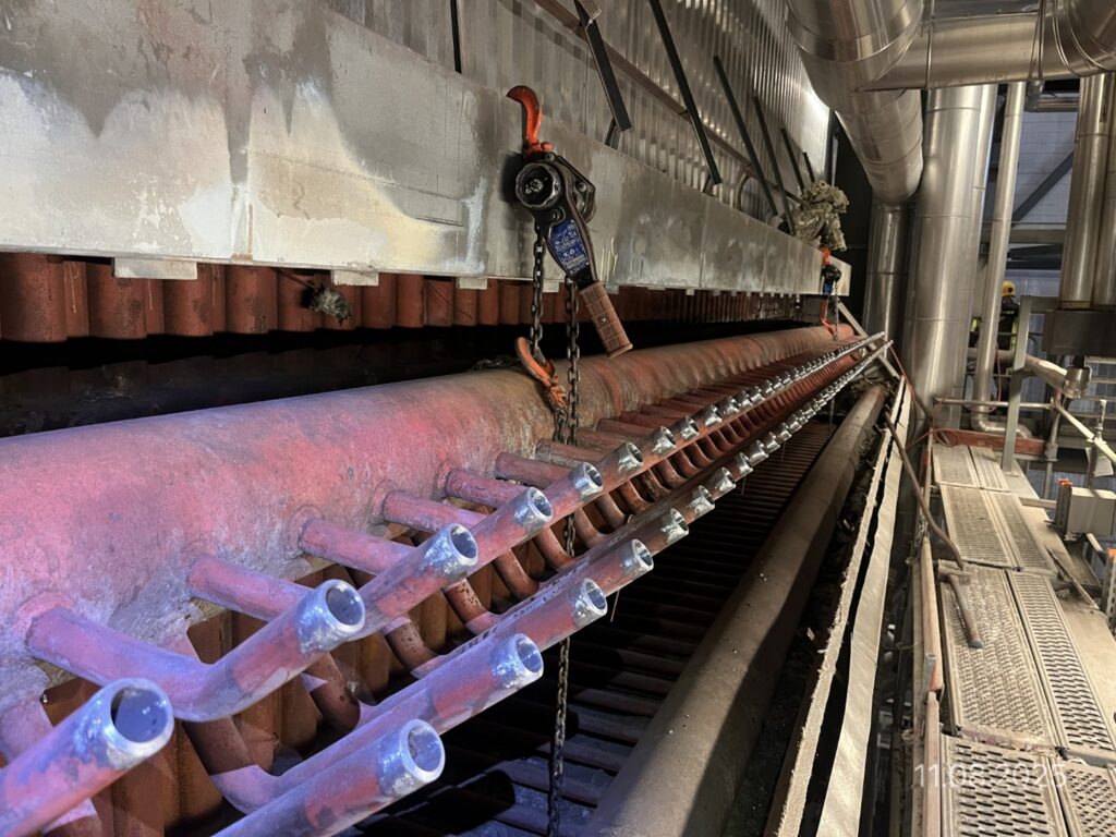 Inspection of pipe spools with endoscope 